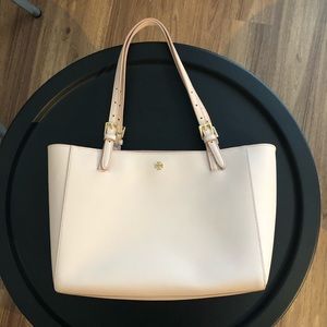 Tory Burch Robinson Tote